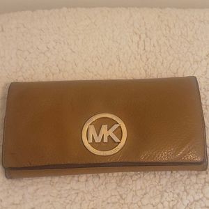 Michael Kors Fulton Leather Wallet